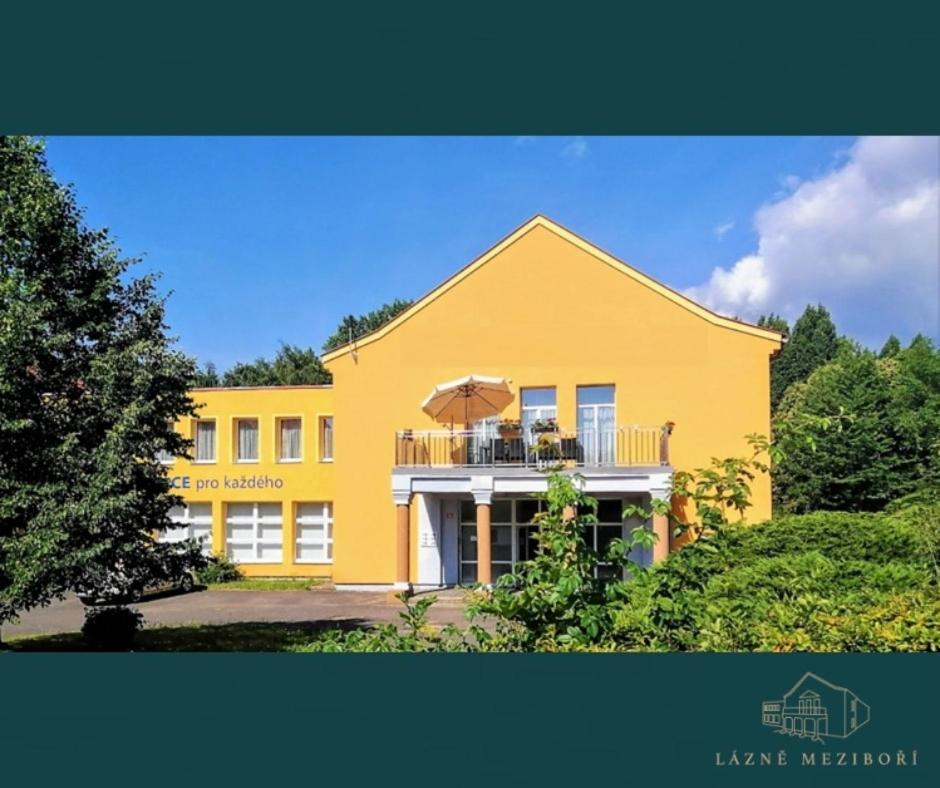 Lazne Mezibori Hotell Exteriör bild